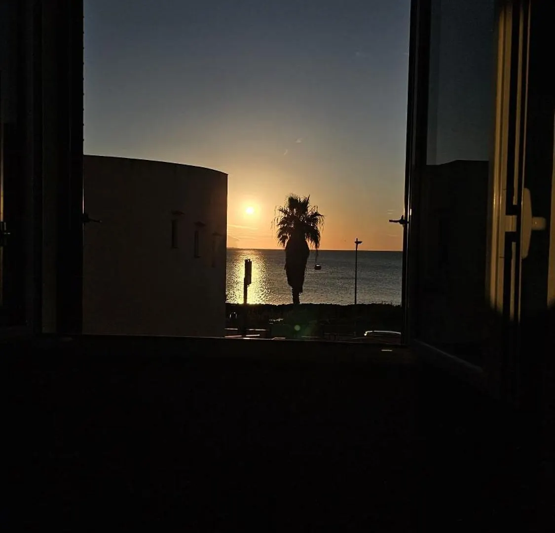 איסולה דלה פמינה Isula Seaview Apartments איסולה דלה פמינה