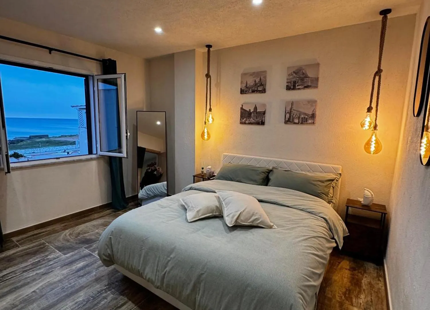 איסולה דלה פמינה Isula Seaview Apartments