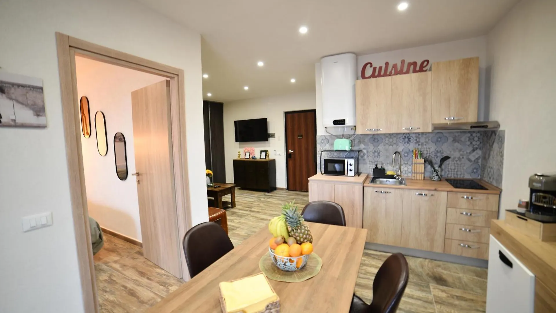 איסולה דלה פמינה Isula Seaview Apartments 0*, איסולה דלה פמינה